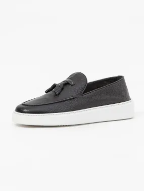 SLIP-ON LEATHER SHOES IN BLACK